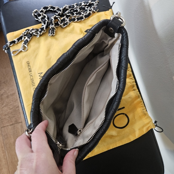 Valentino Vanille Sauvage Chain Strap Bag - Picture 4 of 6